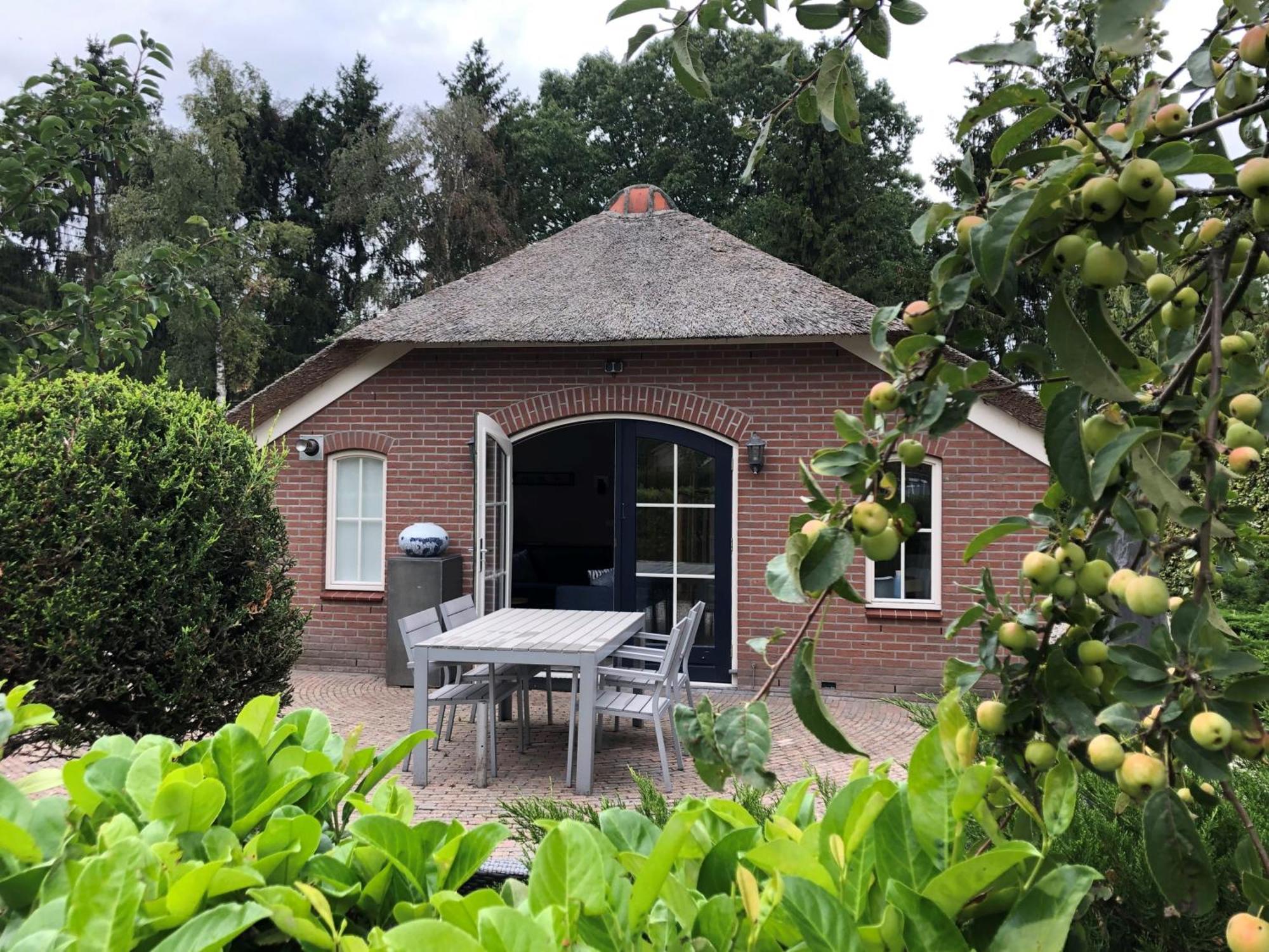 Villa Felix With Sauna In Ermelo Exterior photo